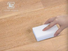 木地板縫隙太臟怎么處理？使用納米海綿一擦即凈